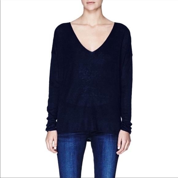 Theory Sweaters - Theory Larlissa V-Neck Linen/Viscose Navy Sweater